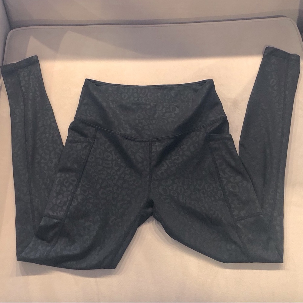 CVG Black Leopard Leggings GUC Small